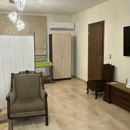 Luxurious Boutique 1 Τρίκαλα